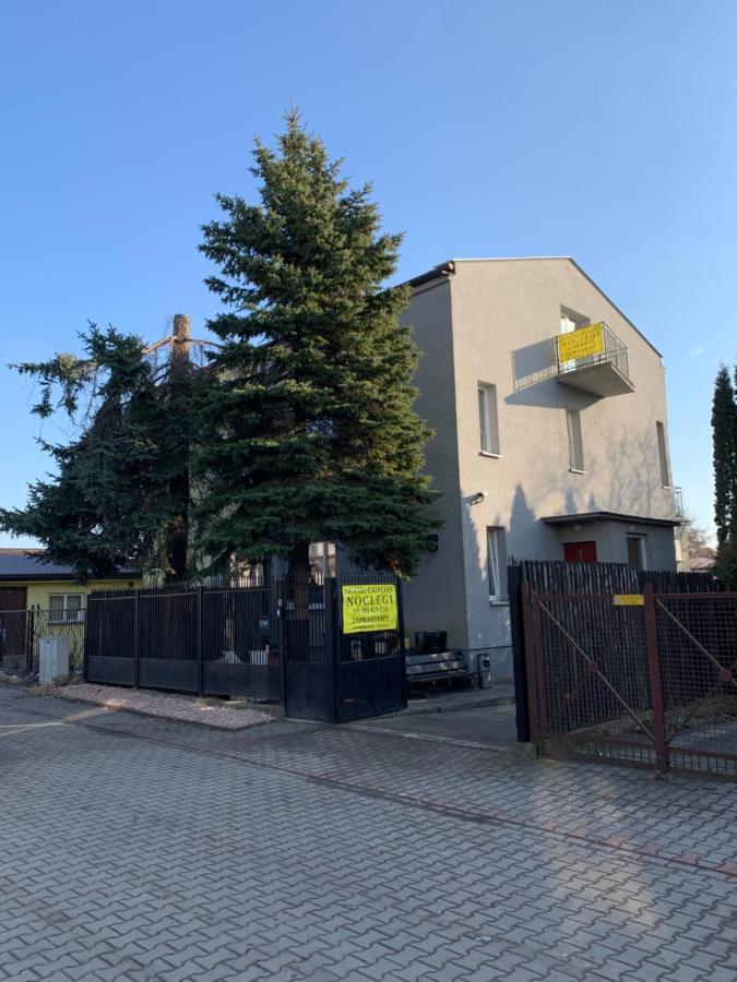 Hostel Cataleya Люблин Экстерьер фото