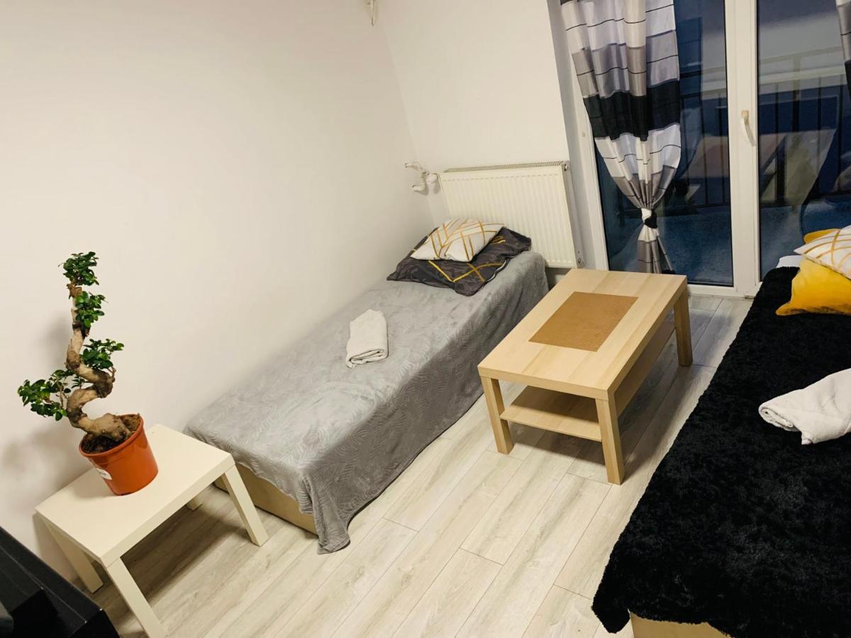 Hostel Cataleya Люблин Экстерьер фото